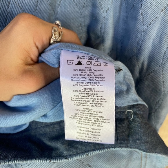 Jach’s Girlfriend Blue Quilted Jacket with Button Closure Oversized Fit Small - Picture 3 of 9